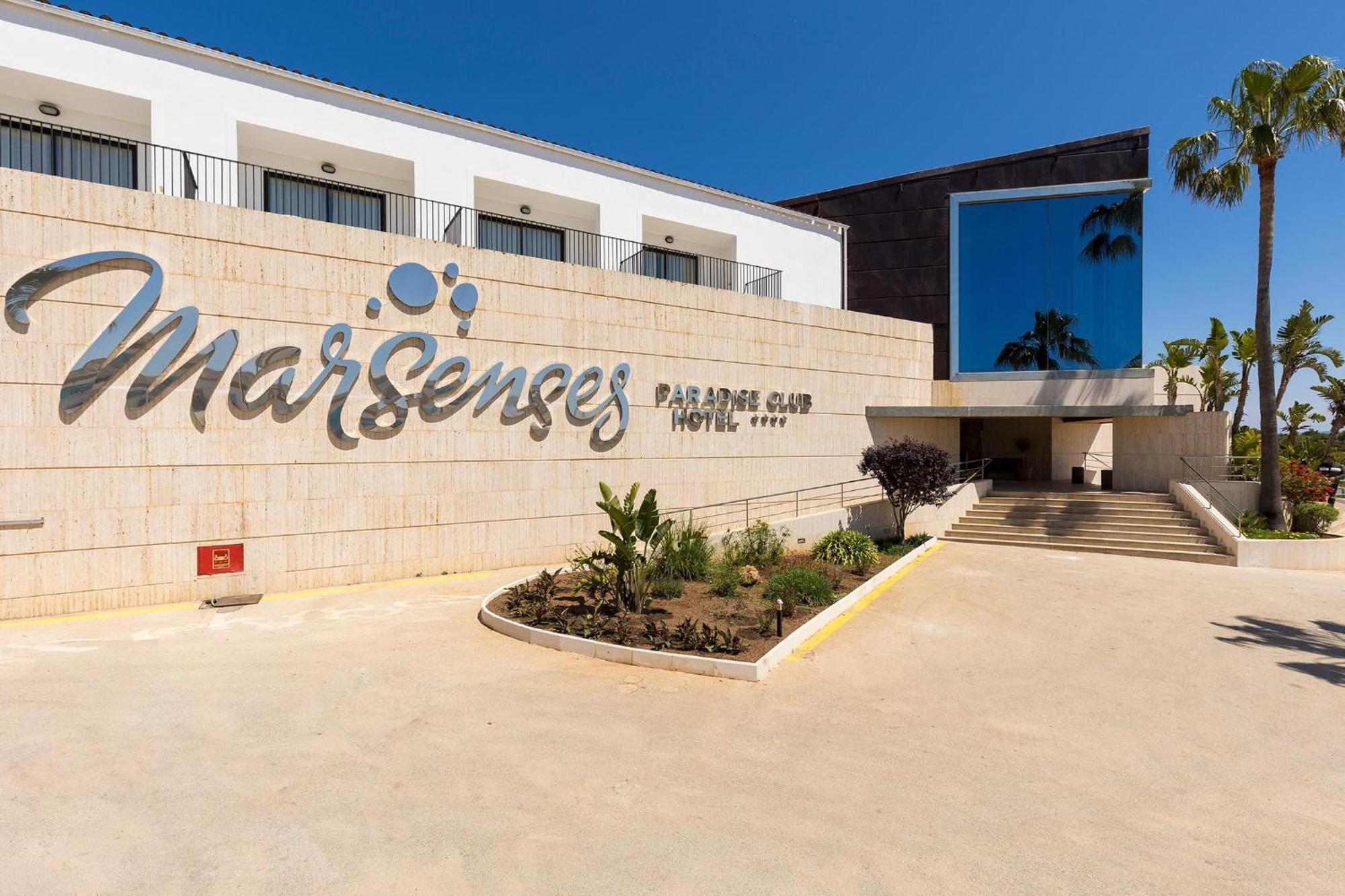 Marsenses Paradise Club 卡兰博希 外观 照片